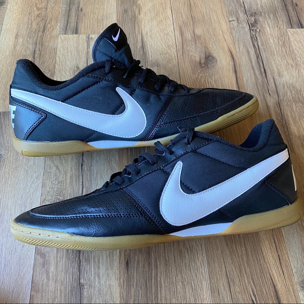 Men’s Nike Davinho Black White 4.5 Sneakers